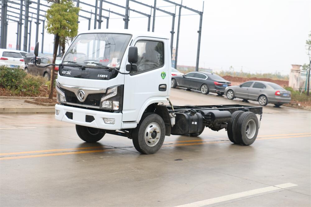 東風小福瑞卡（3308，錫柴110）國六  內飾照片圖